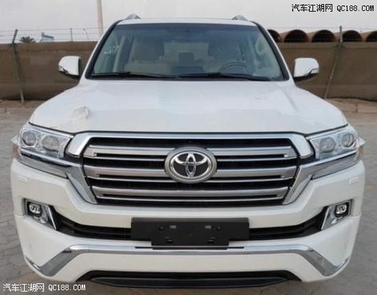18款中东版丰田兰德酷路泽5700顶配实测