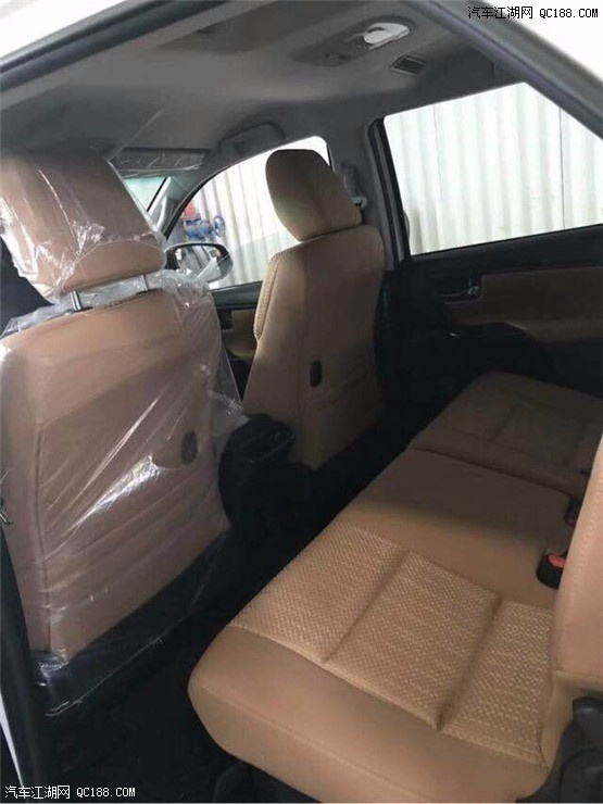 18款丰田穿越者2700 2.7L中东版现车试驾
