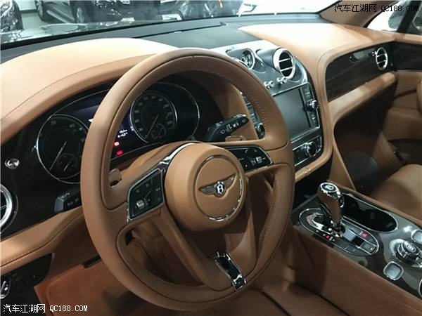 平行进口车2018款宾利添越SUV实拍感受