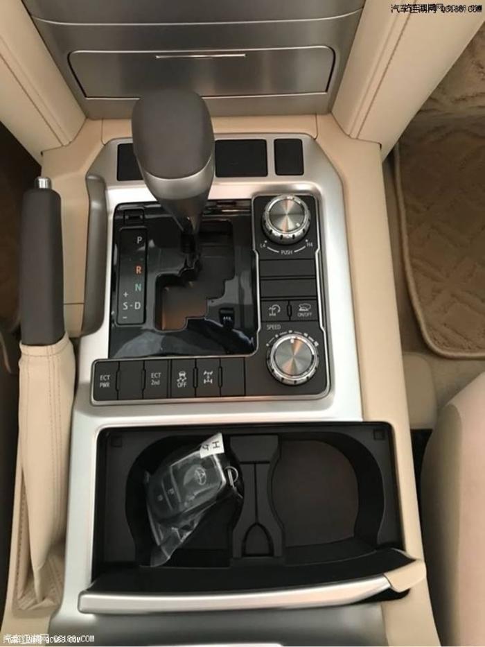 人性化越野SUV 18款丰田酷路泽4600体验