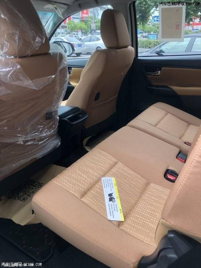 进口18款丰田穿越者2700车身参数介绍