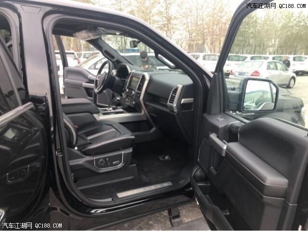 2018款福特F150白金版黑色现车实测体验