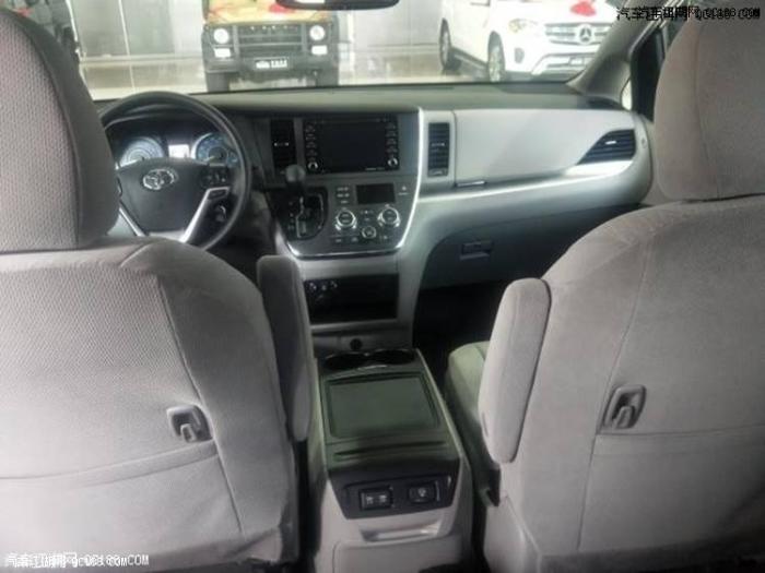 2018款丰田塞纳LE标配四驱7座版报价