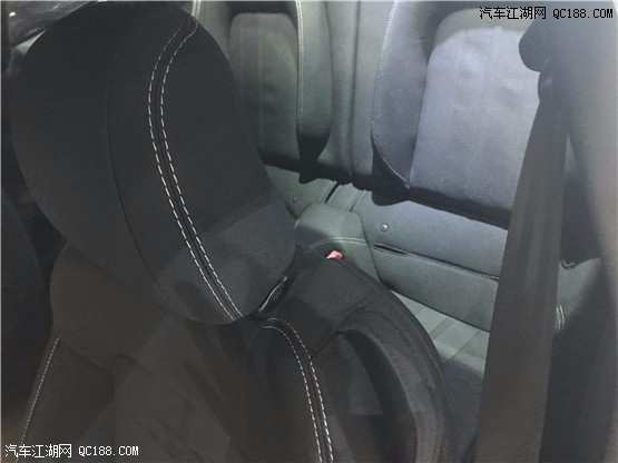 2018款福特野马10速自动Mustang现车价格