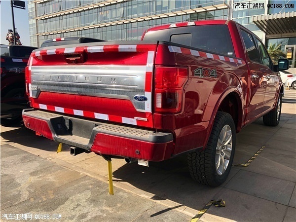 福特F150白金版全景天窗现车配备详解