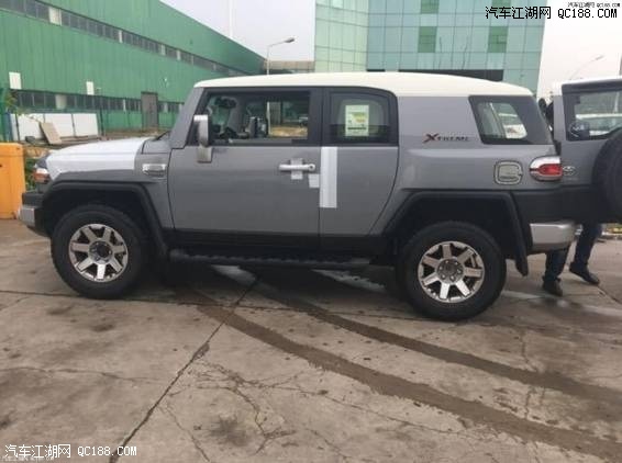 18款丰田FJ酷路泽4.0自动中东版现车感受
