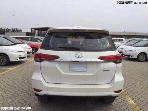 18款中东版丰田穿越者2700最新报价解析