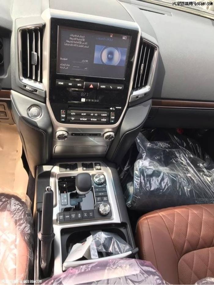 18款丰田酷路泽5700限量版顶配现车实拍