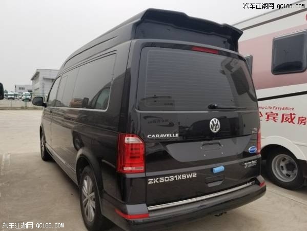 18款平行进口大众T6商务车Caravelle实拍