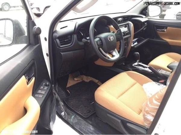 18款中东版丰田穿越者2700最新报价解析