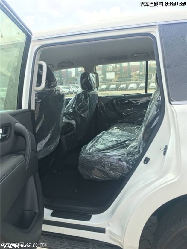 原装进口18款日产途乐Y62全尺寸SUV评测