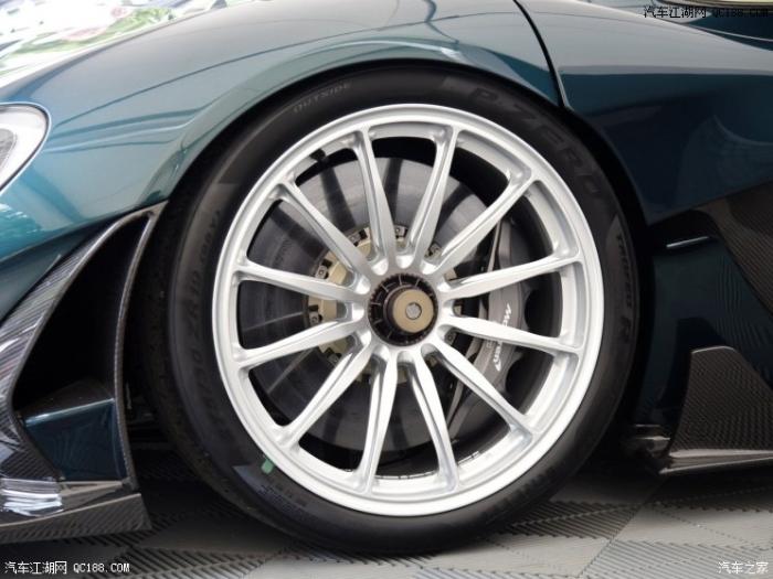 原创986马力有望推出3辆 迈凯伦P1 GT实车照