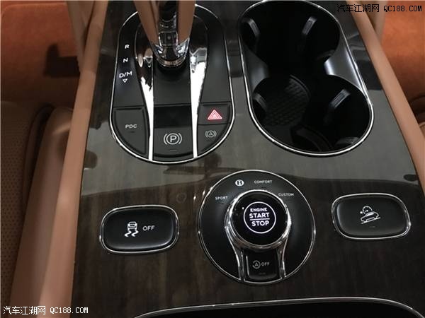 平行进口车2018款宾利添越SUV实拍感受