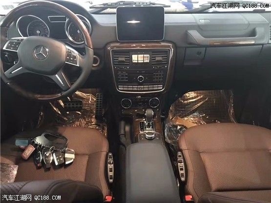 彪悍SUV 大型越野首选18款奔驰G500实拍