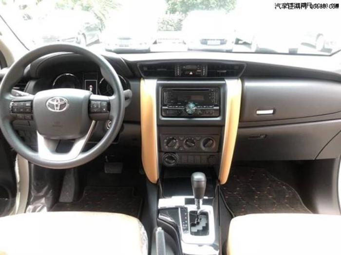 进口18款丰田穿越者2700车身参数介绍