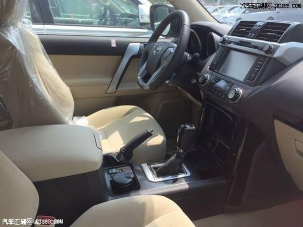 2018款丰田霸道2700 2.7L排量越野车报价