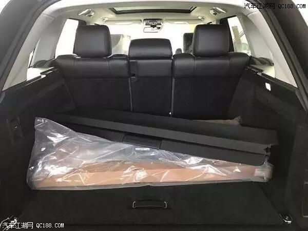 进口2018款路虎揽胜行政版3.0T现车实拍