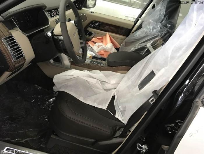 2018款路虎揽胜行政3.0加长版最新实拍