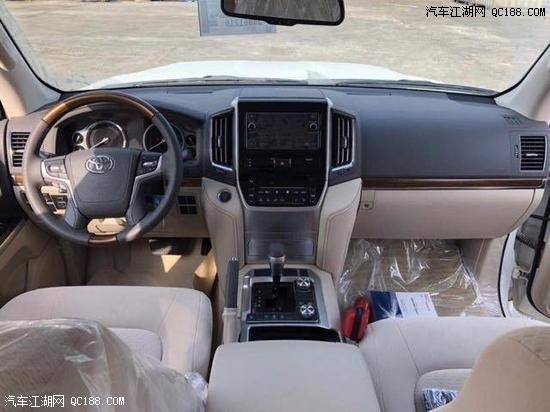 18款丰田酷路泽5700 5.7L排量中东版实拍