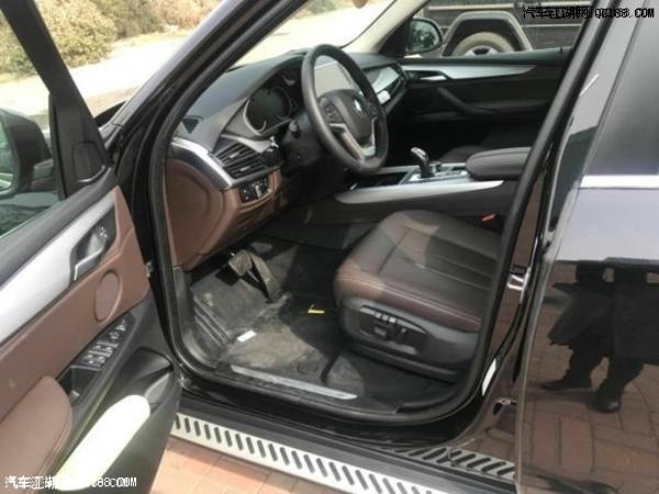 18款宝马X5五座3.0T现车报价及图片解析