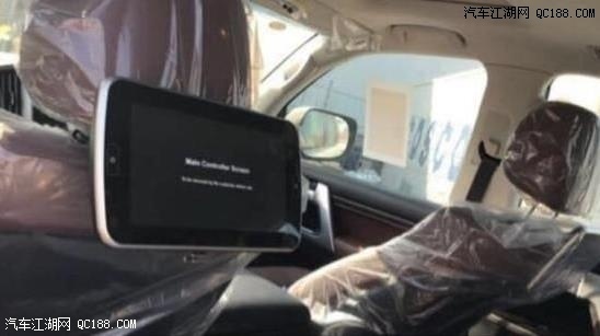 18款中东版丰田兰德酷路泽5700顶配实测