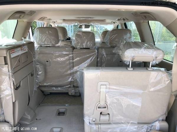 18全新款进口车丰田酷路泽4000实拍感受