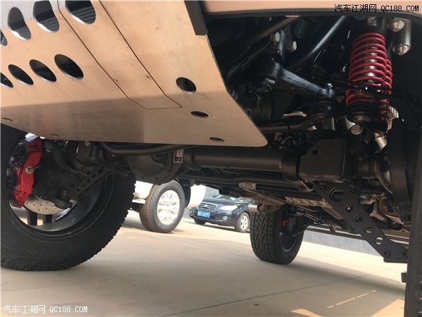 18款进口奔驰G500 4×4²报价及图片解析