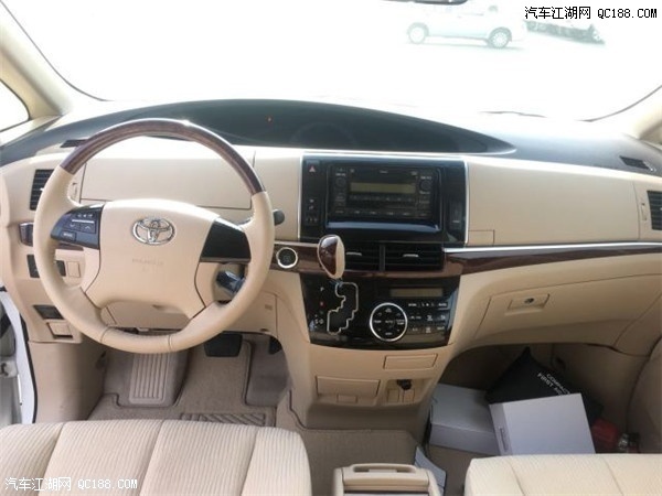 18款进口车丰田普瑞维亚中东版实拍感受