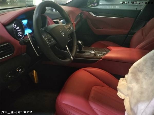 2018款玛莎拉蒂莱万特Levante美规版报价