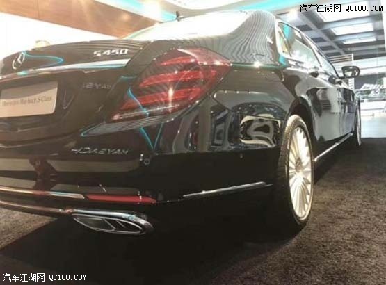 2018款奔驰迈巴赫S560黑外米内现车感受