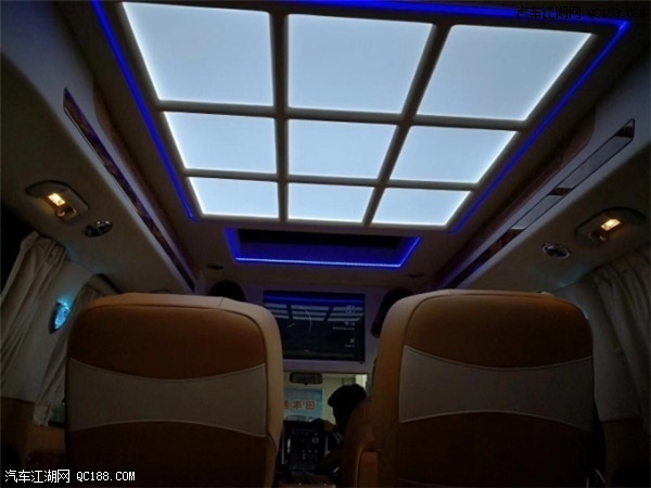 2018款奔驰麦特斯进口商务车到店实拍