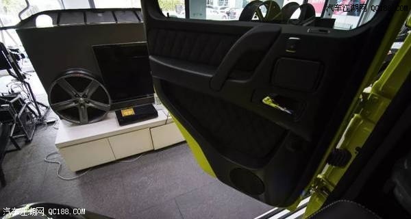 2018款奔驰G500 4×4²蓝色黄色现车实拍