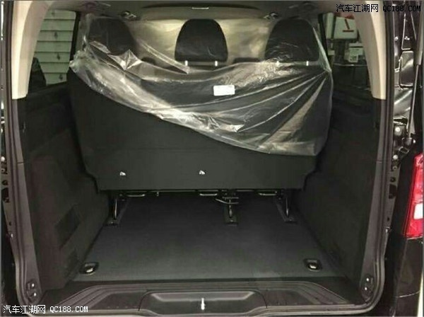 2018款奔驰麦特斯进口商务车到店实拍