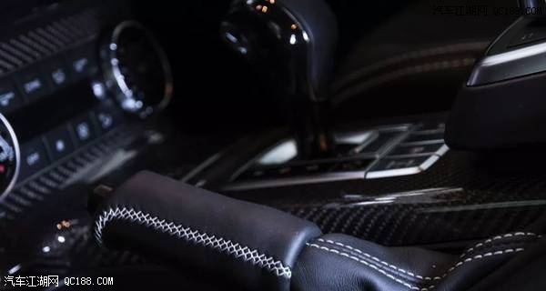 2018款奔驰G500 4×4²蓝色黄色现车实拍