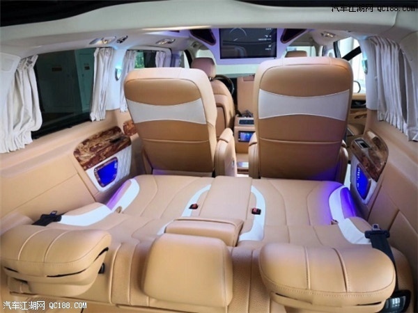 2018款奔驰麦特斯进口商务车到店实拍