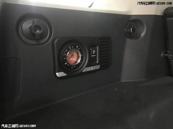 18款丰田FJ酷路泽5速自动红色中东版报价