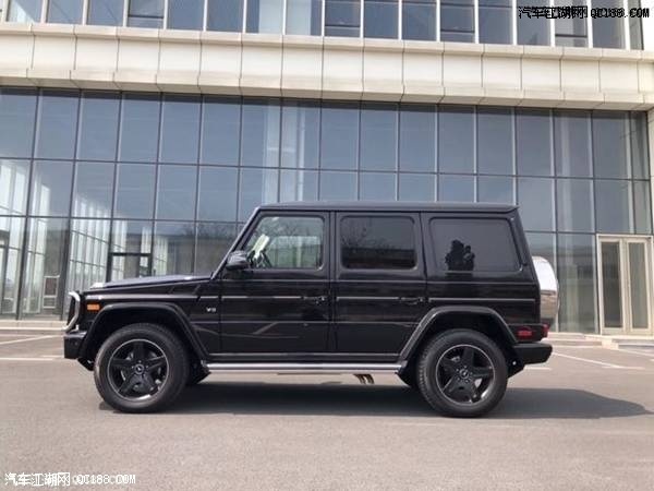 18款奔驰G550墨版4.0L V8双涡轮增压解析