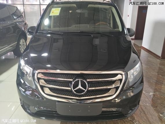 18款奔驰V250 2.0T汽油进口商务房车实拍