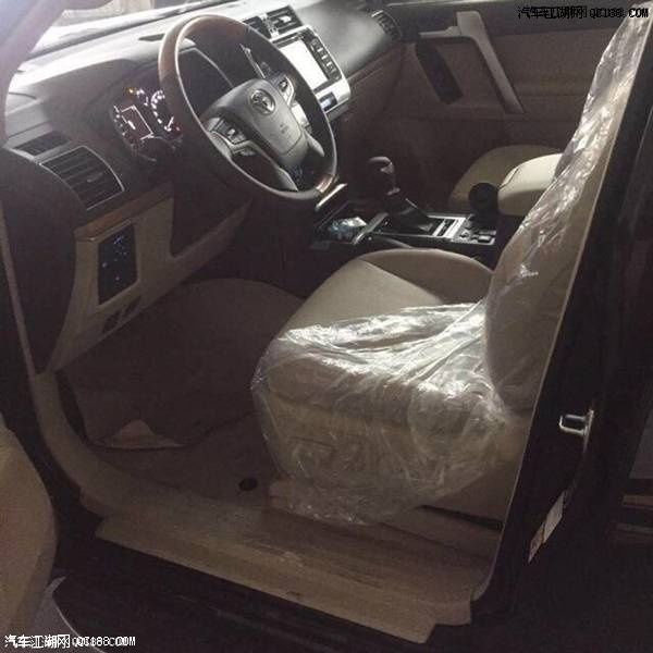 平行进口18款丰田霸道4000VX配置解读