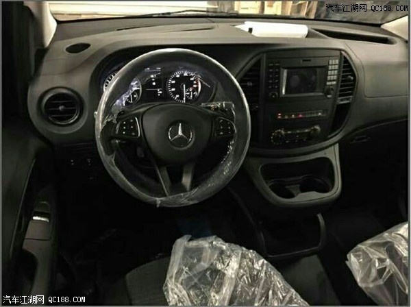 2018款奔驰麦特斯进口商务车到店实拍