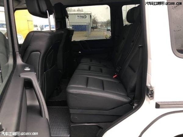 18款进口奔驰G350d柴油白外黑内现车报价