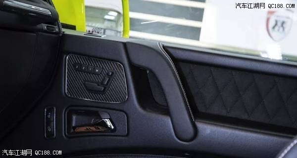 2018款奔驰G500 4×4²蓝色黄色现车实拍