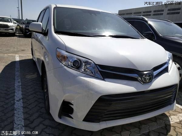 2018款丰田塞纳3.5四驱LE 7座实拍感受