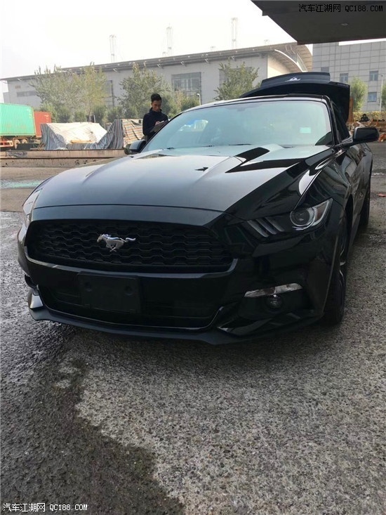 放荡不羁 平行进口18款福特野马试驾