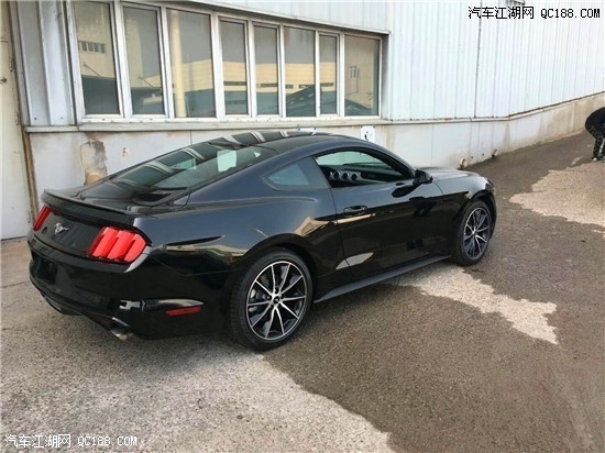 放荡不羁 平行进口18款福特野马试驾