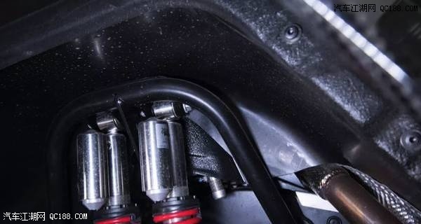 2018款奔驰G500 4×4²蓝色黄色现车实拍