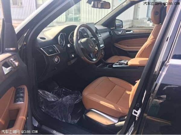 平行进口2018款奔驰GLS500墨版性能体验