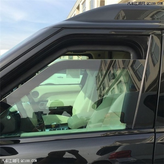 2018款路虎揽胜皇家一号防弹加长版价格