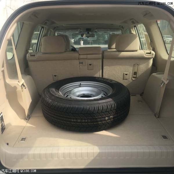 18款丰田霸道2700七座两气囊中东版价格