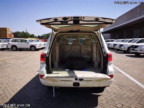 18款中东版兰德酷路泽5700VXR配置解读